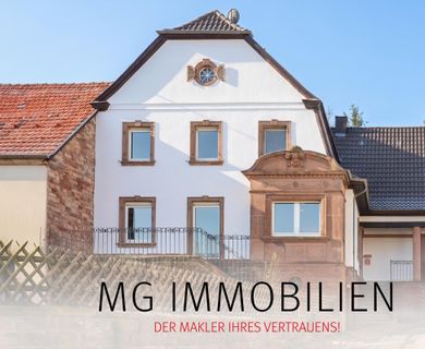 MG – Landwirtschaftliches Anwesen mit kernsaniertem Einfamilienhaus + Bauplatz + mit Wiese und Nebengebäude