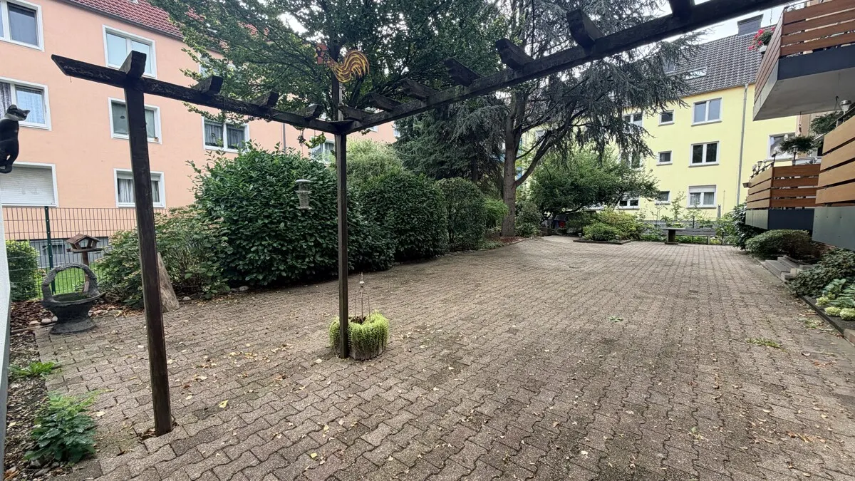 Renovierte 3-Zimmer Dachgeschosswohnung in ruhiger Lage von Essen Altenessen-Süd - Foto 3