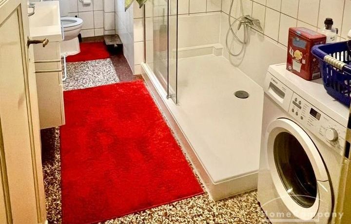 Duschbad mit Fenster