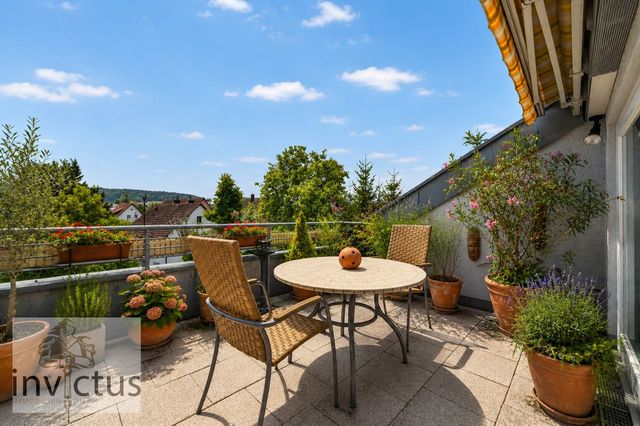 sonnige Terrasse