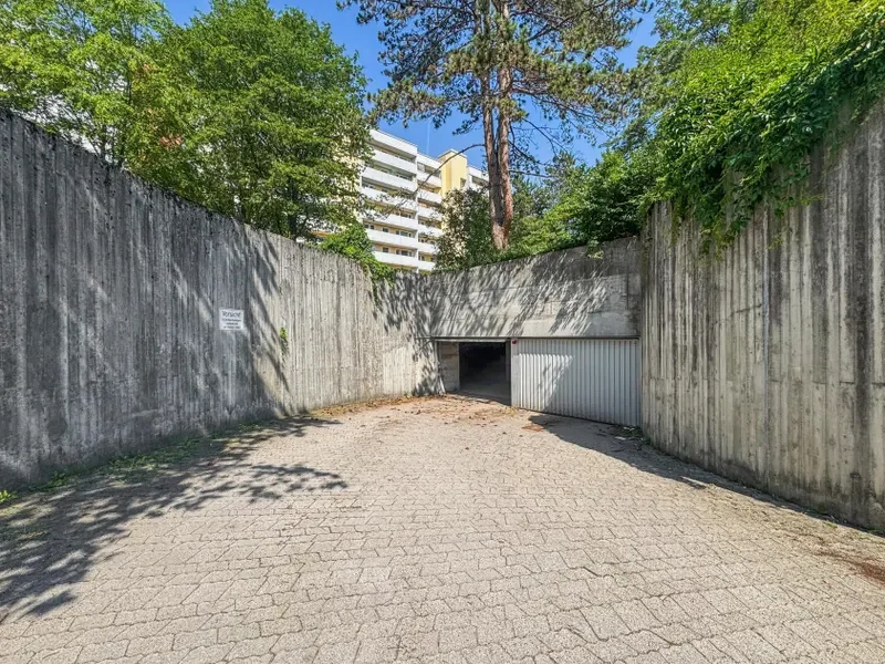 Einfahrt Tiefgarage