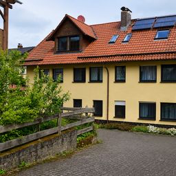 2-Familienhaus, gewerblich nutzbar – ideal für Büro, Arztpraxis oder Kanzlei. Guter Zustand! Ulrichstein!