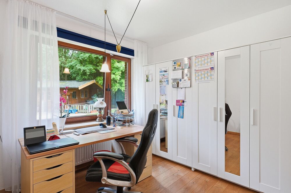 Arbeitszimmer EG
