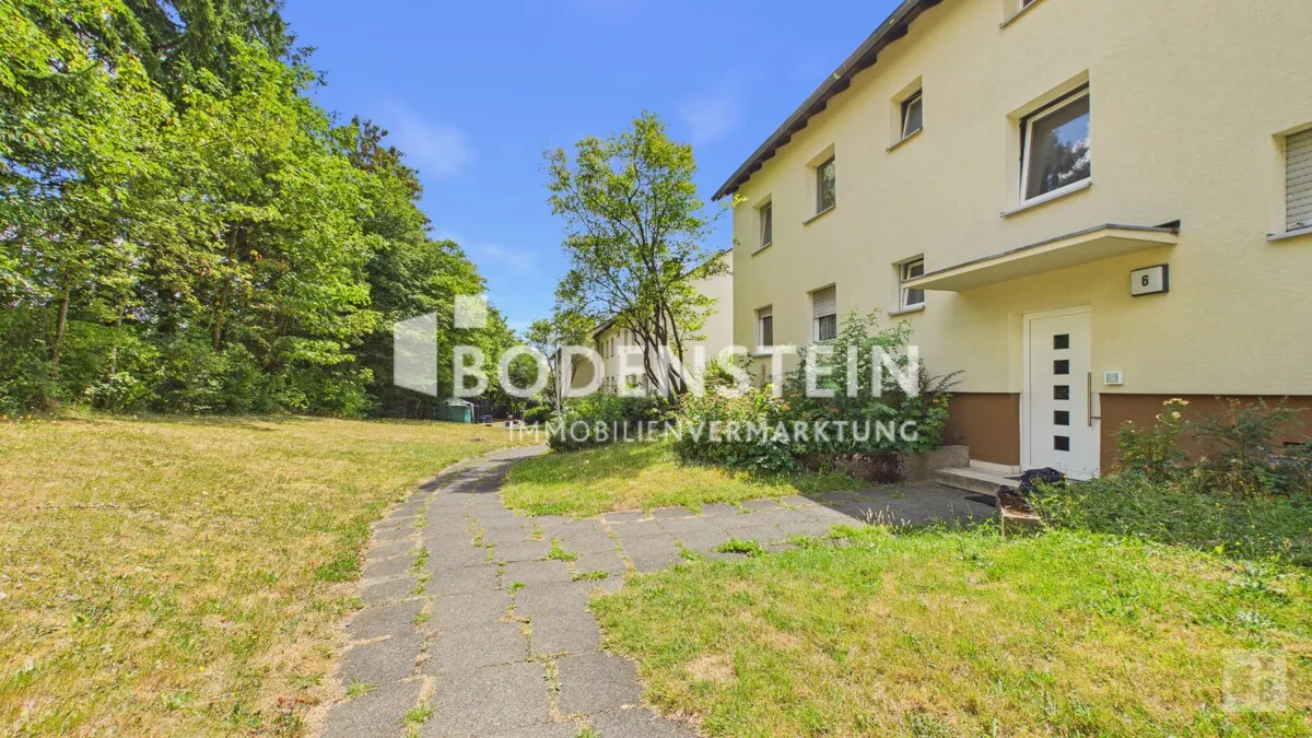 Zuweg zum Hauseingang