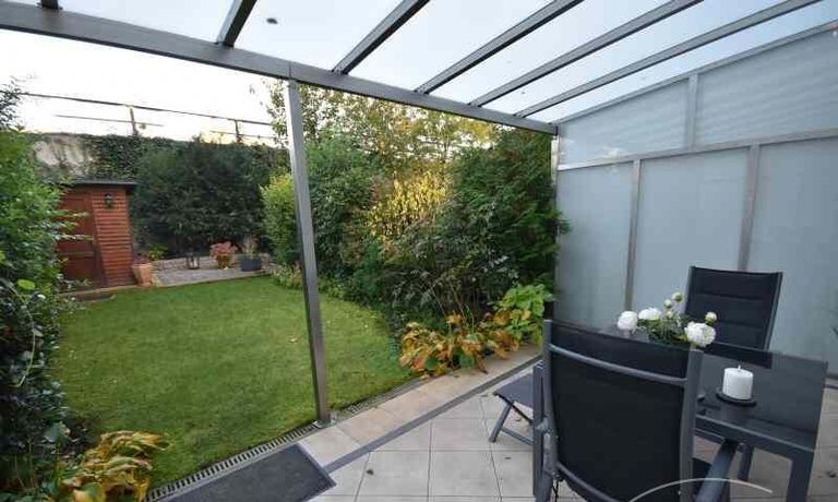 Terrasse und Garten