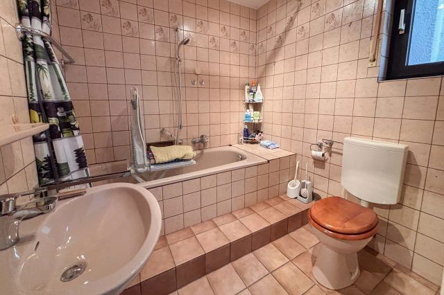 Badezimmer KG