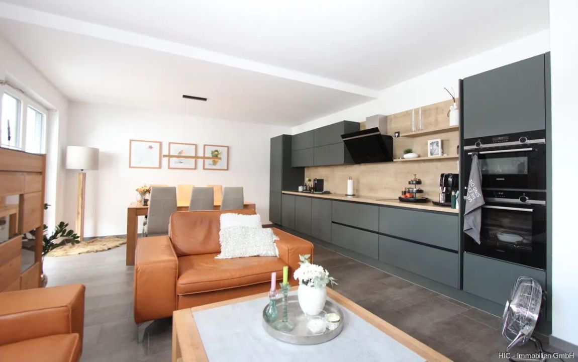 Grefrath-Mülhausen: Moderne 3-Zimmer Eigentumswohnung aus 2023 mit ca. 90 m² Wohnfläche + 2 Carports