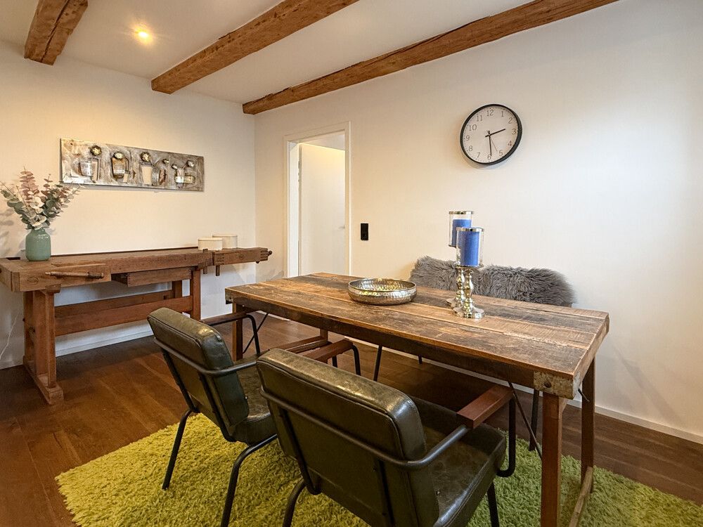 Vorne rechts - Essen