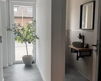Flur/ Gäste- WC 