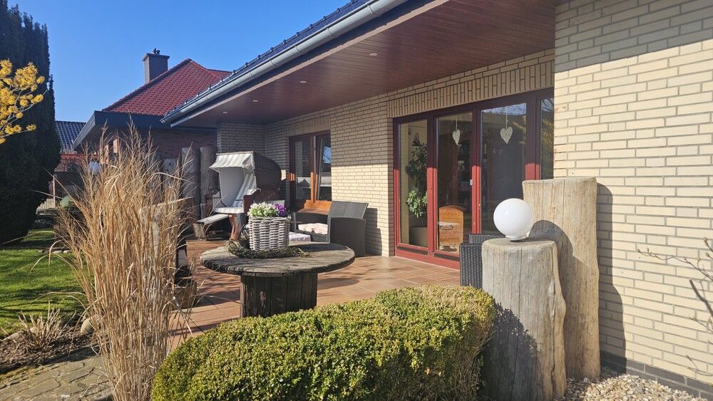 die Terrasse, Ansicht II