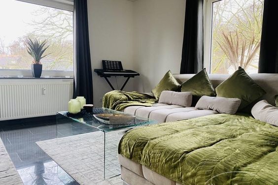 Schöne 3 Zi.Wohnung mit Balkon; 2. OG.