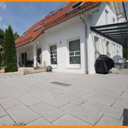 Stilvoll Wohnen mit Gewerbe auch zur Pferdehaltung geeignet