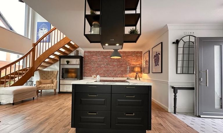 K&uuml;che mit Kochinsel