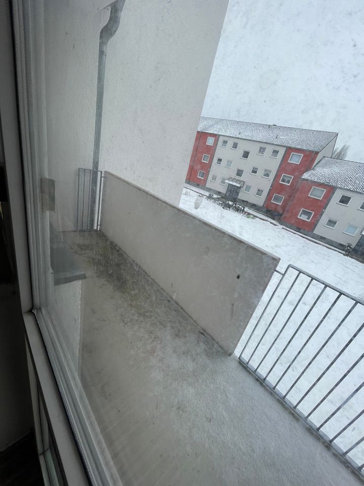 Ihr neues Zuhause: Stilvolle 4-Zimmer-Wohnung zum Wohlfühlen - Photo 4