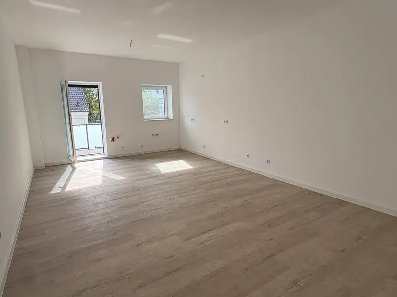 Wohnzimmer mit offener Küche...