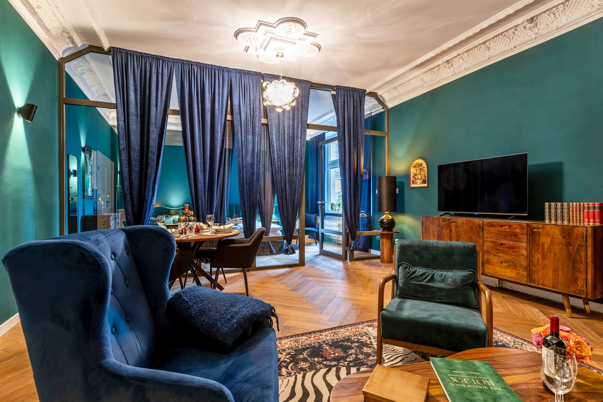 Eleganter Altbau trifft auf zeitgemäßes Wohnkonzept