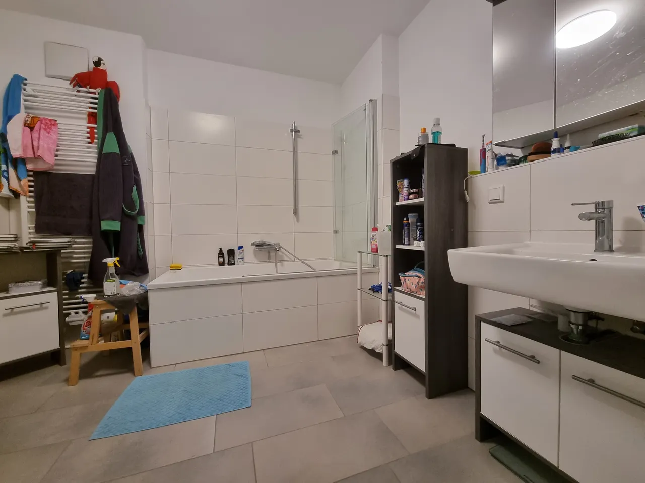 *moderne 3 Zimmerwohnung mit Balkon und Gäste WC* - Photo 1