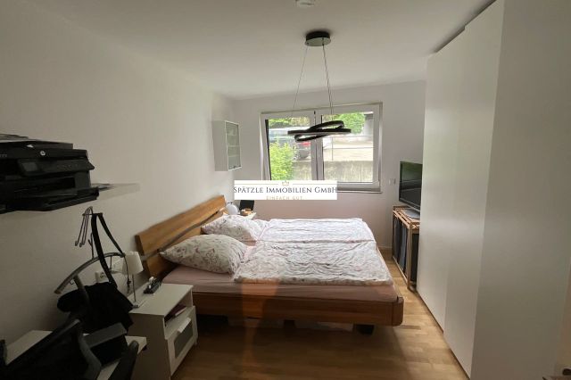 Schlafzimmer 1.2