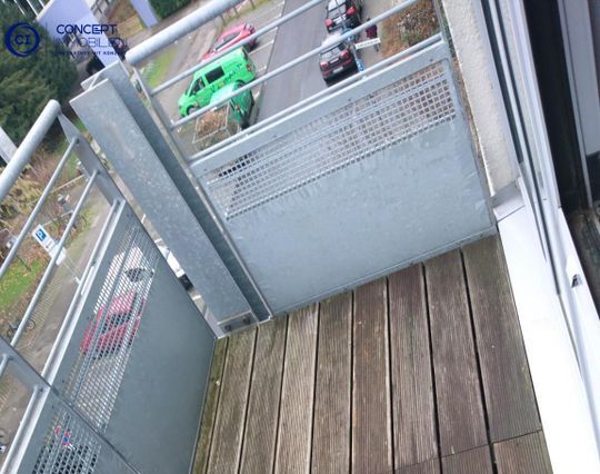 GKS 27, 4. OG_Balkon 2