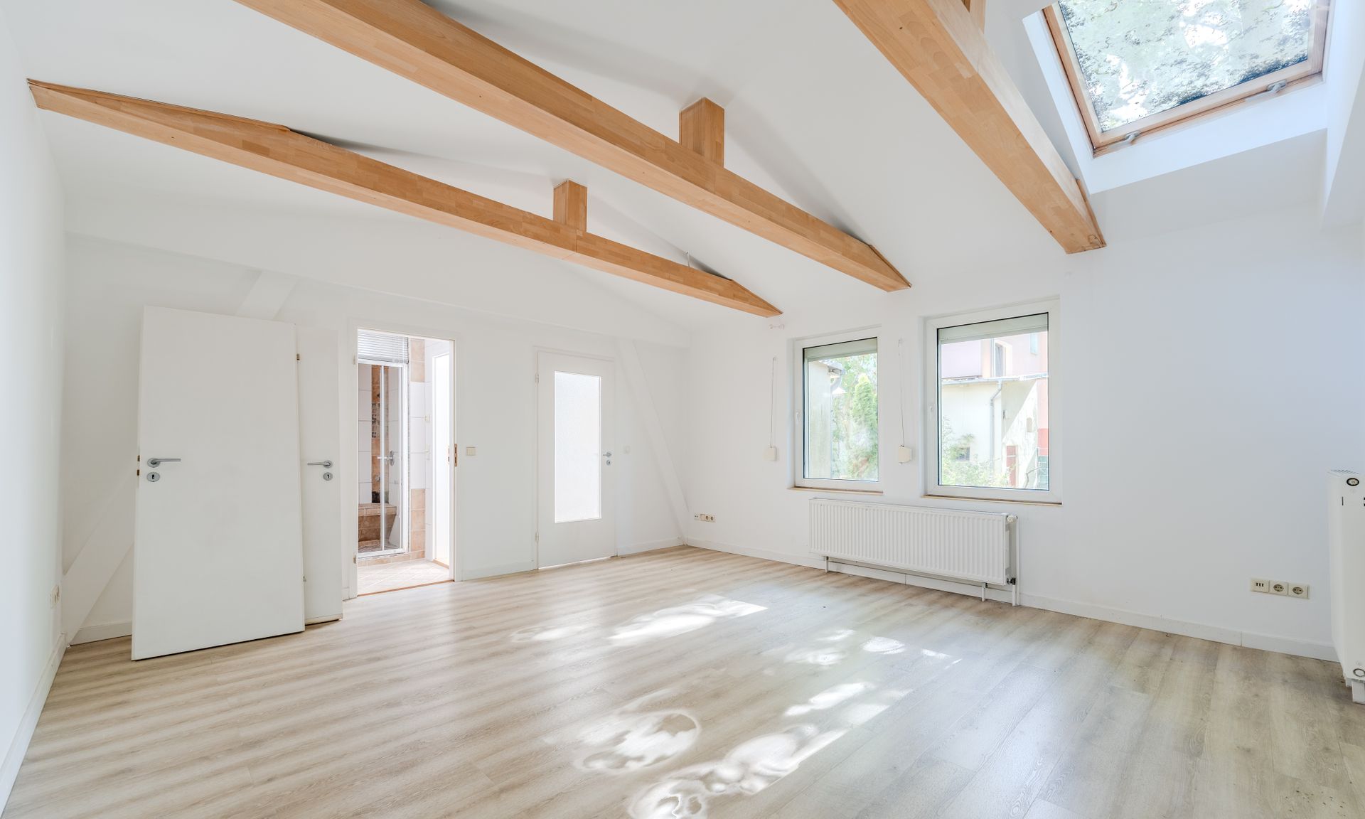 Idyllische Remisenwohnung mit eigenem Garten und Schuppen ! +Provisionsfrei+