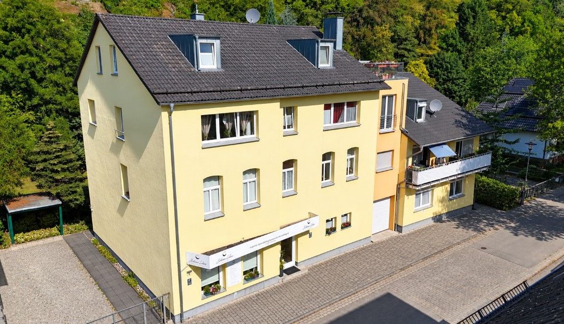 Zwei Mehrfamilienhäuser – Renditestarkes Gesamtpaket – mit Weitblick in Engelskirchen Ründeroth