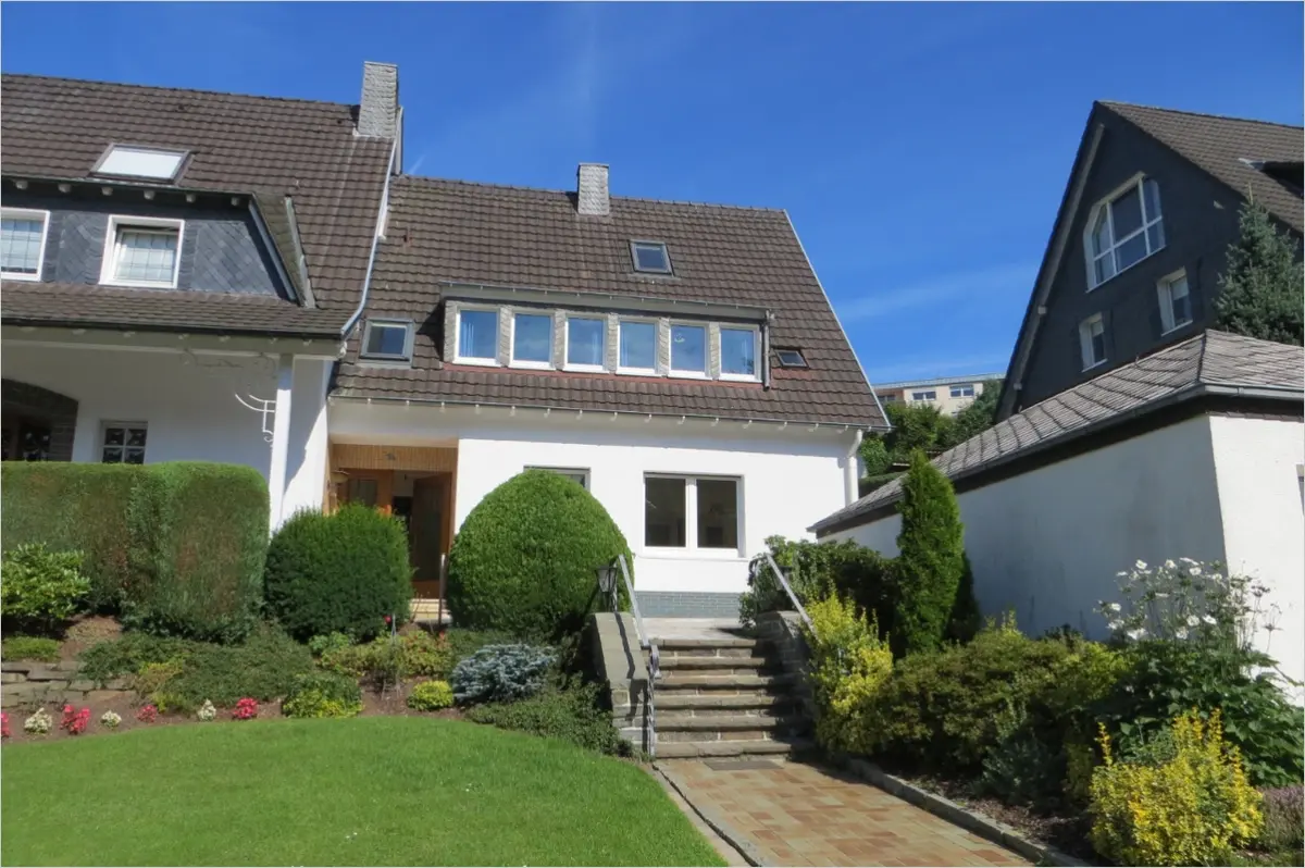 Haus zur Miete mit Garten