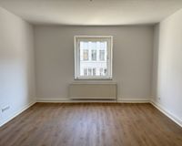 Zwei große Zimmer, hier das Erste