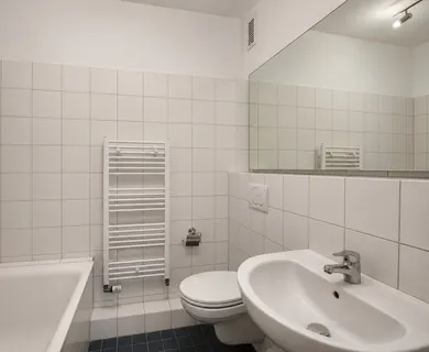 MODERNE 3-ZIMMERWOHNUNG MIT BALKON IN DER KREFELDER INNENSTADT ZU MIETEN - Photo 2