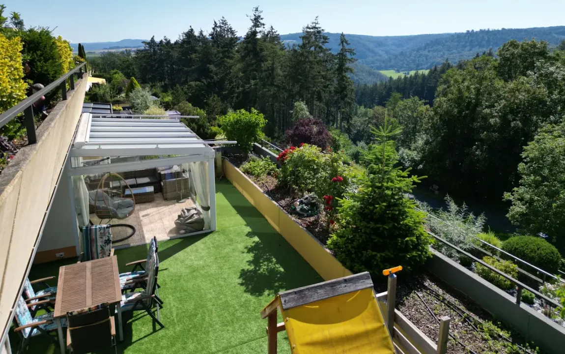 Geräumige Wohnung mit Wintergarten, Terrasse und tollem Ausblick in Lahnstein