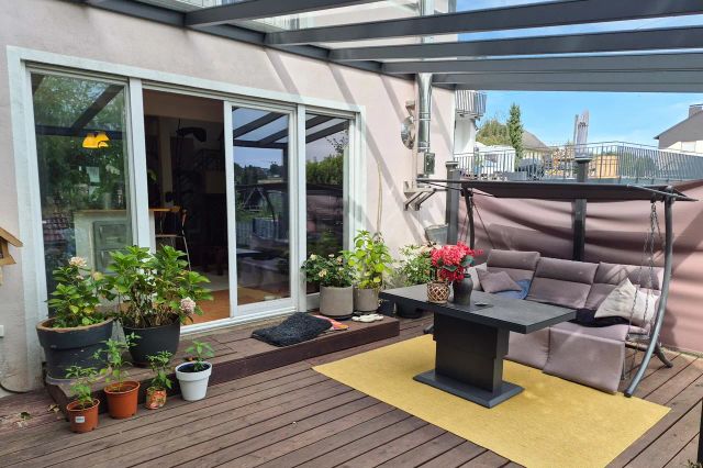 überdachte Terrasse