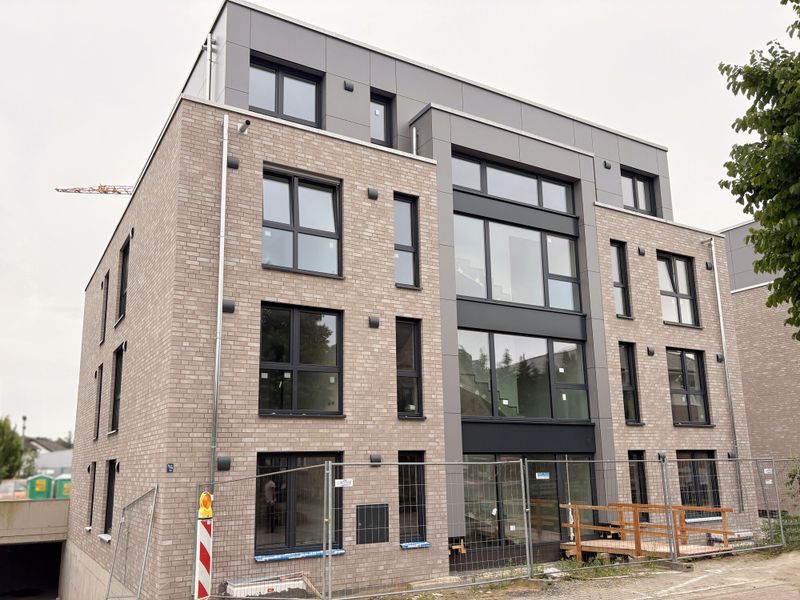 Altersgerecht, attraktiv & ausgezeichnet gelegen! – Penthouse zur Miete - Photo 5