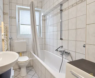 Rund 45 m² große 2-Zimmer-Erdgeschosswohnung mit Tageslichtbad und Gartennutzung in Berchum - Foto 5