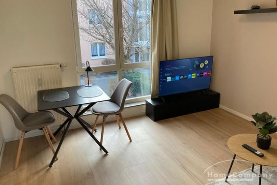 27682 HomeCompany Dresden Möbliert/Furnished 2-Zimmer Apartment mit Balkon in Dresden- Strehlen 2 Personen
