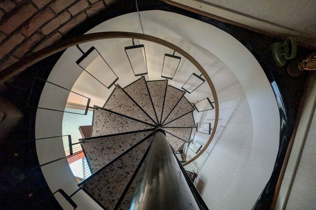 Treppe zur Wohnung