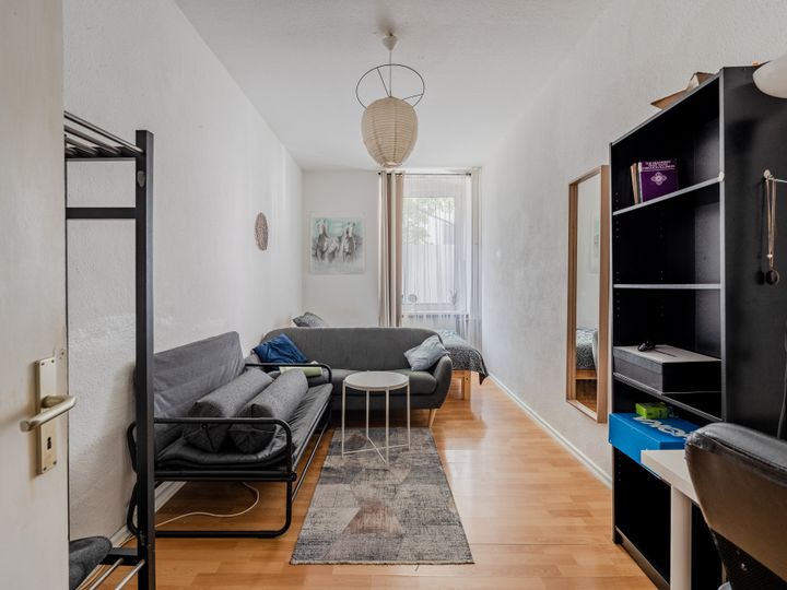 Gepflegter Altbau in zentraler Moabiter Lage – sofort bezugsfrei