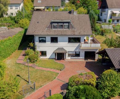 Großzügiges Einfamilienhaus in idyllischer Lage von Windeck – zwischen Natur und Sieg!