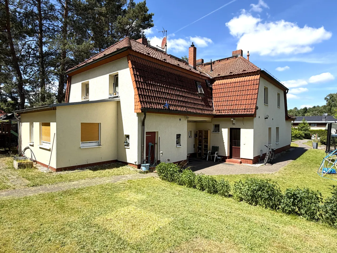 Mehrfamilienhaus