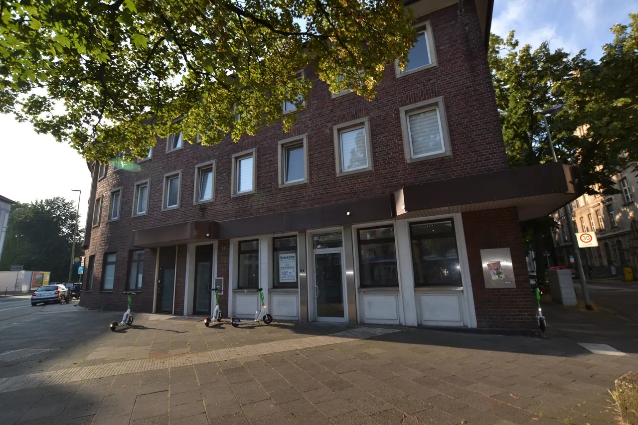 Wohn- und Geschäftshaus in zentraler Lage von Duisburg-Meiderich