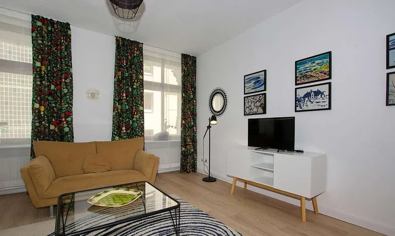 Großzügige 2 – Zimmerwohnung mit DSL im Luisenviertel - Photo 4