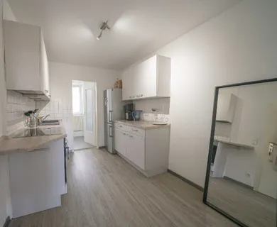 Ratingen-Ost: Helle 2-Zimmer-Wohnung mit Einbauküche und Gartenmitbenutzung - Photo 3