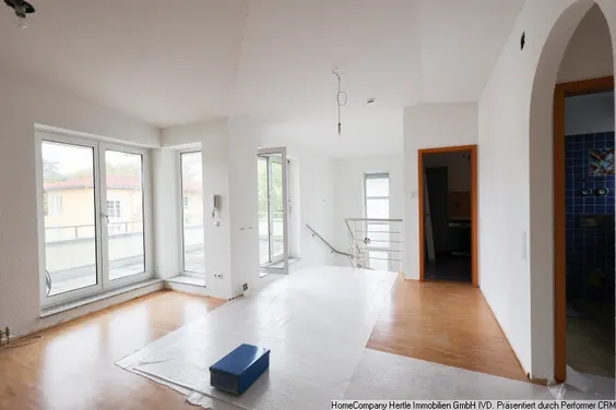 Frisch renovierte Maisonette mit Wohlfühl-Garatie, Dachterassen sowie TG-Stellplatz in Betzenhausen, Freiburg