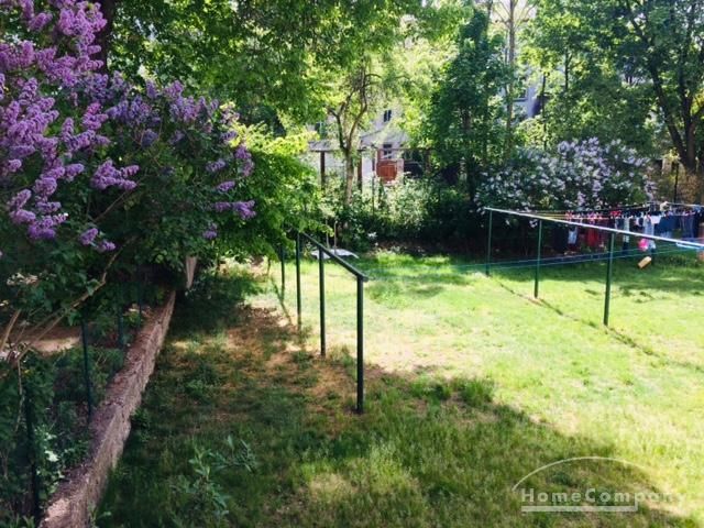 Gr&uuml;ner und Ruhiger Innenhof