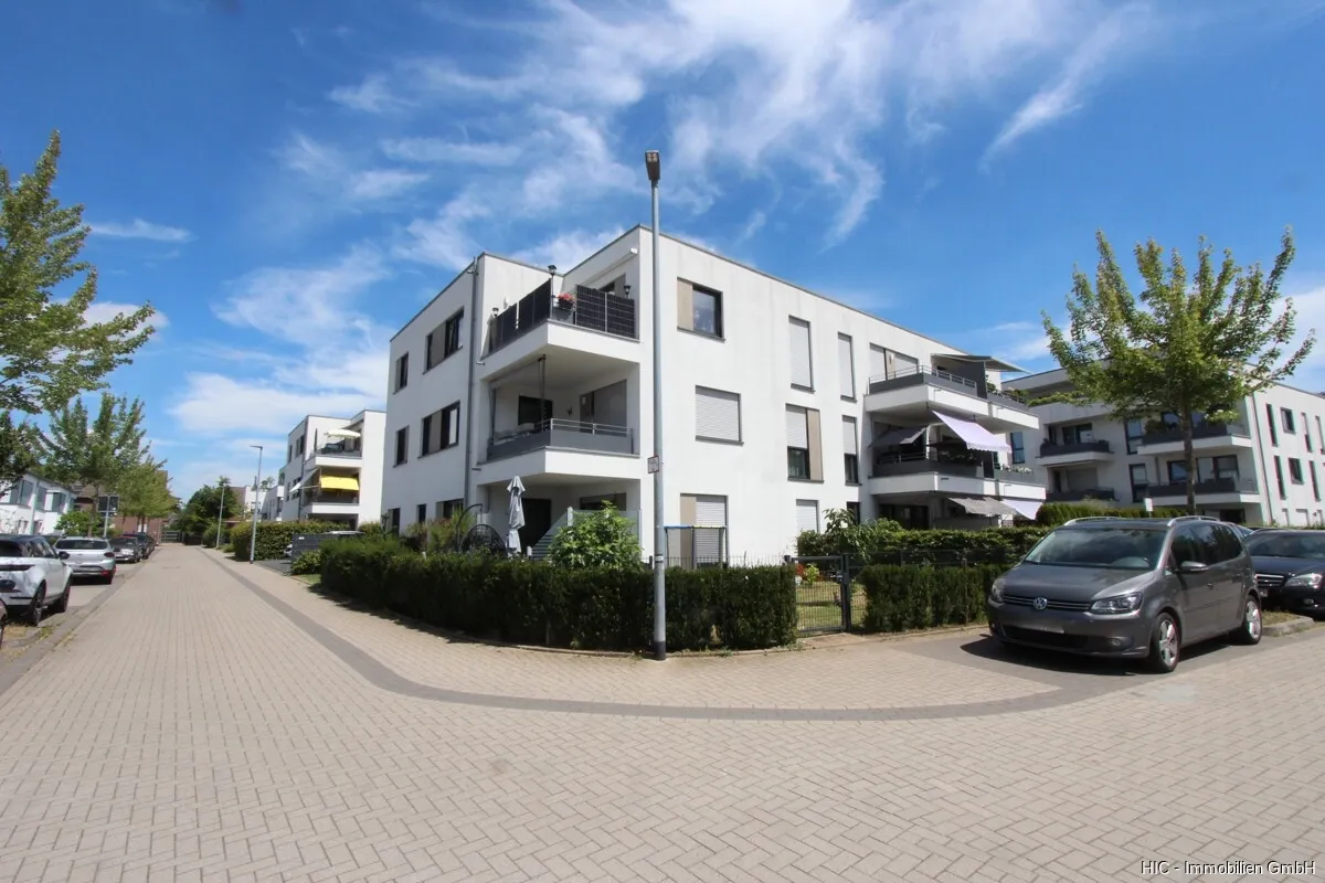 Straßenansicht