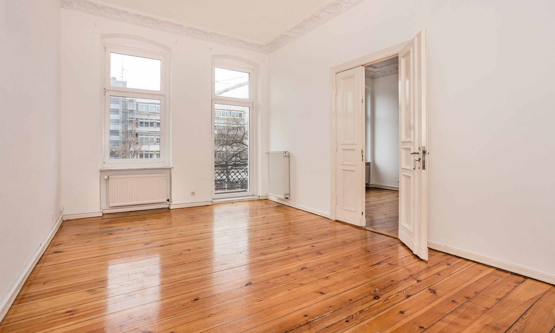 Berliner Altbauträume werden wahr: 3 Zimmer mit Flair und Balkon in Toplage!