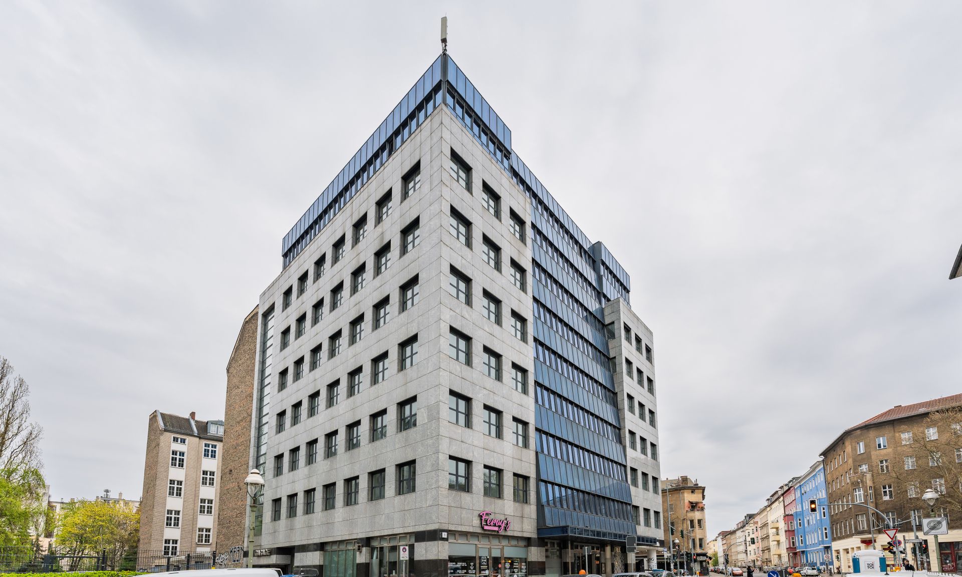 Zwei Büroetagen zur flexiblen Nutzung in heller Atmosphäre!