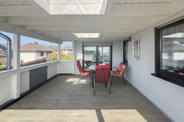 überdachte Terrasse