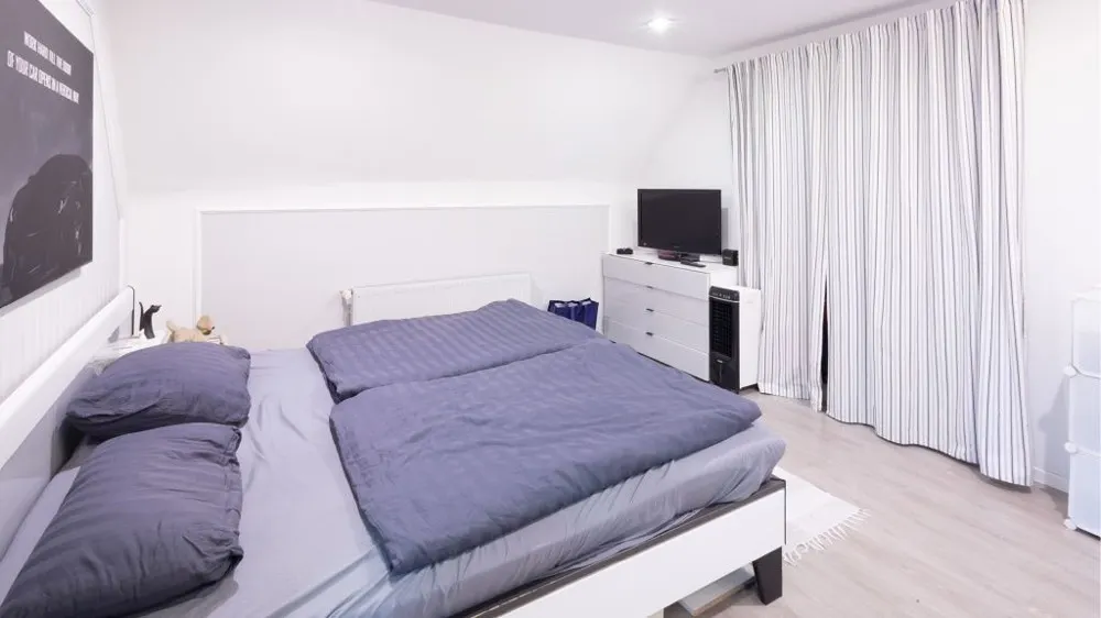 Schlafzimmer im OG, Ansicht II