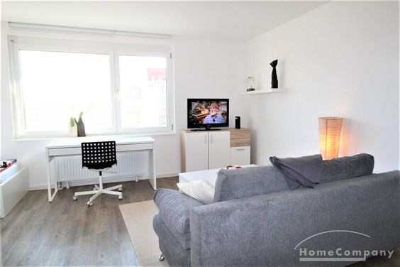 23164 HomeCompany Dresden Möbliert/Furnished 1-Zimmer Dachgeschoß-Apartment in Dresden-Strehlen/Uninähe mit Terrasse! max. 2 Personen