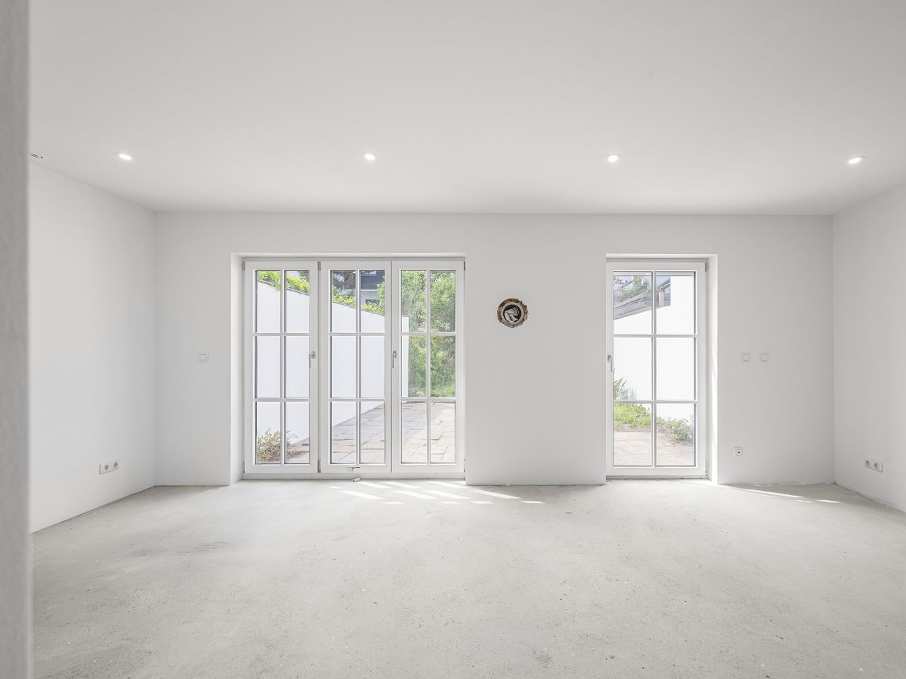 Wohnzimmer mit großen Fenster