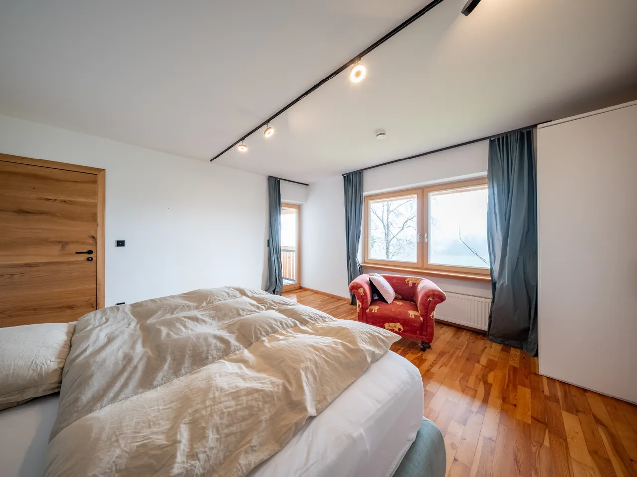 Obergeschoss Wohnung 2 - Schlafzimmer